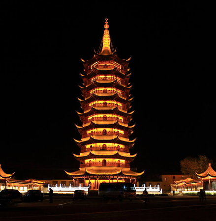 古建筑大功率<a href='http://www.chinajnhb.com/sell-list/20.html' target='_blank' >LED</a>投光灯,LED线条灯